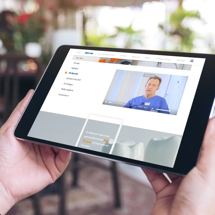 Video von MKG-Praxis Dr. Dr. Mrosk auf der Website auf Tablet